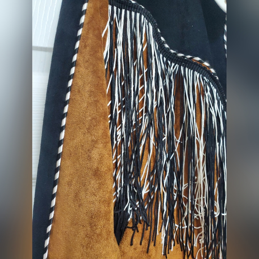 Free the Roses Western Fringe Jacket NEW - Picture 4 of 9